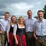 Berggasthof Schatzbergalm Appartamento *